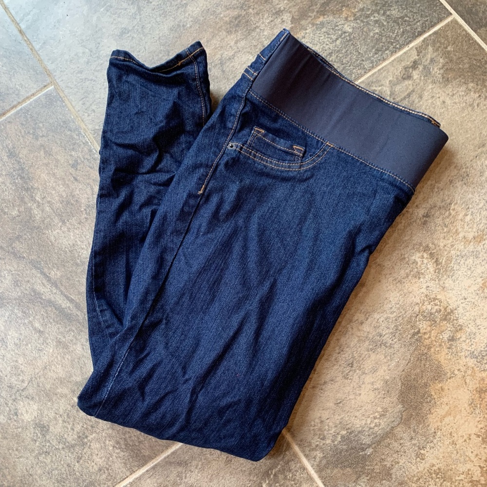 12short old navy maternity super skinny mid rise